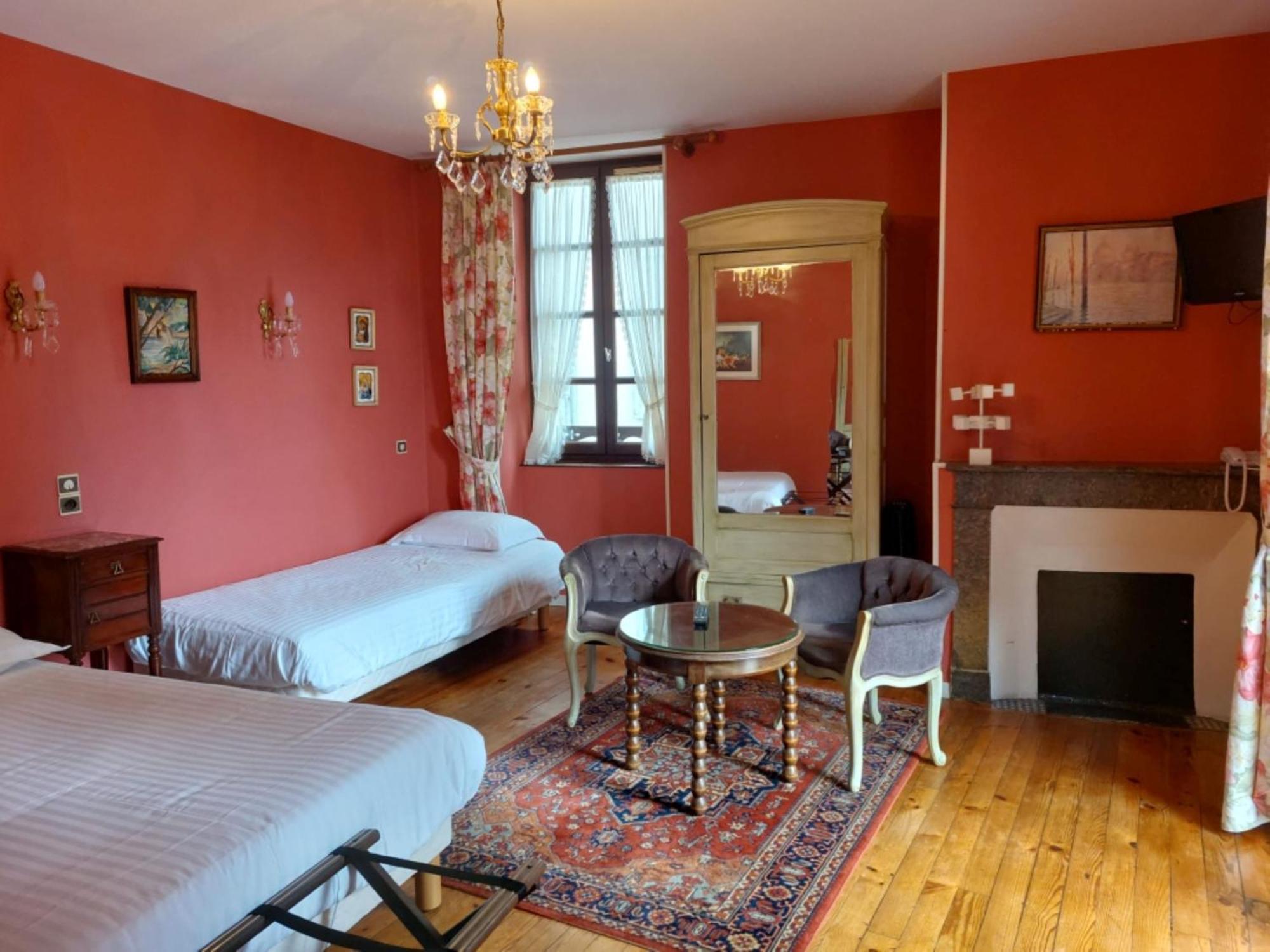 アルジュレス・ガゾスト Dolwin Bed & Breakfast エクステリア 写真
